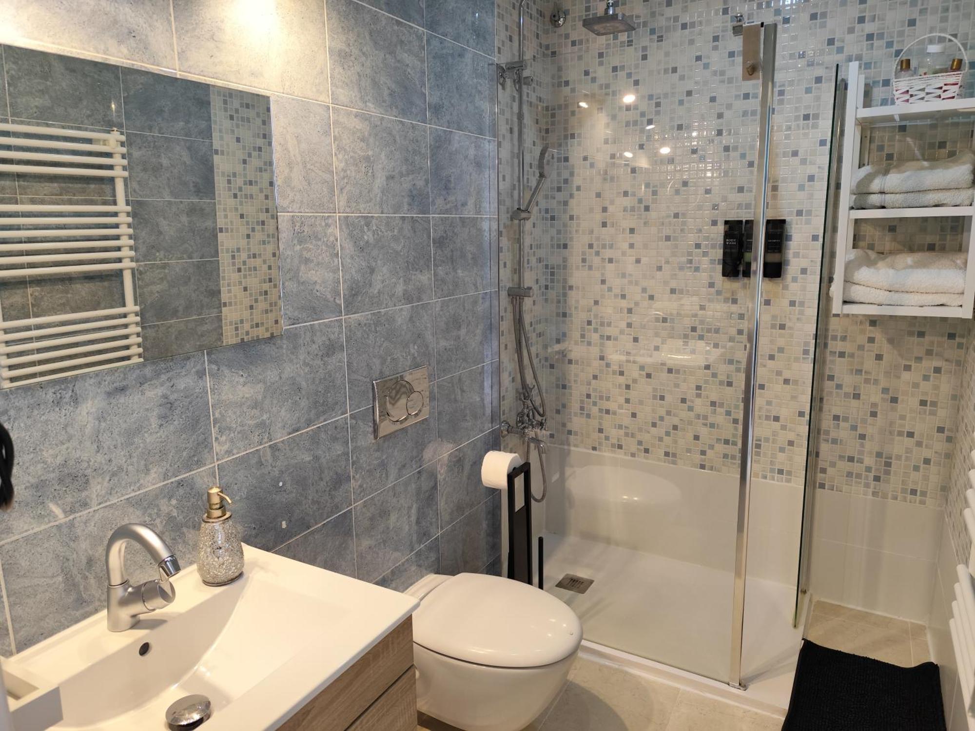 Atico Rilque, Apartamentos Independientes Con Jacuzzi Privado Y Terraza En Ronda Bagian luar foto